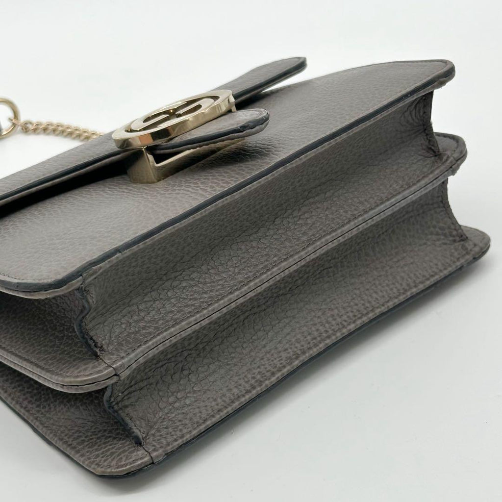 Gucci Interlocking Chain Shoulder Bag Gray Leather — view 8