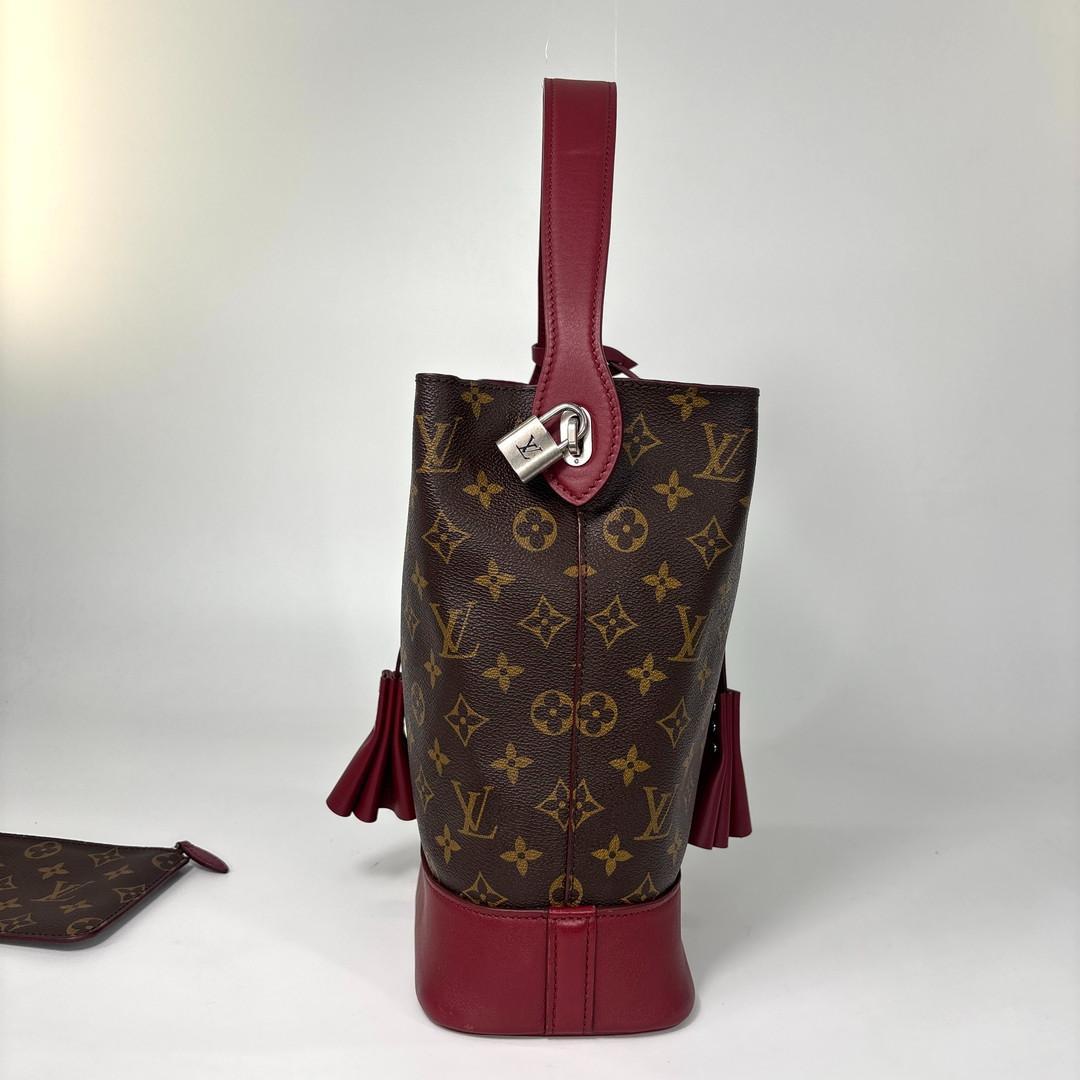 Louis Vuitton Monogram Idol GM Shoulder — view 4