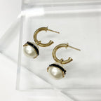 Chanel Earrings CC Logo Pearl Hoop Gold — view 3