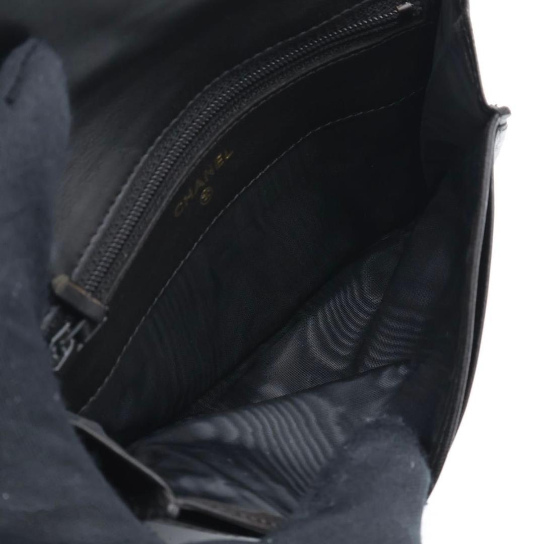 Chanel Jumbo CC Logo Lambskin Bifold Wallet Black — view 3