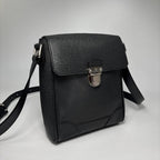 Louis Vuitton Taiga Luca Shoulder Bag Black — view 3