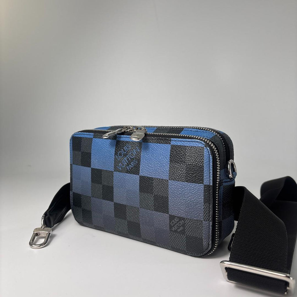 Louis Vuitton Damier Graphite Giant Shoulder Bag — view 2