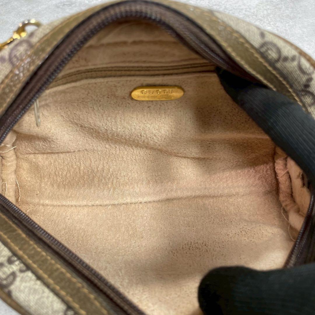 Gucci GG Shoulder Bag Brown Beige Leather Logo — view 5