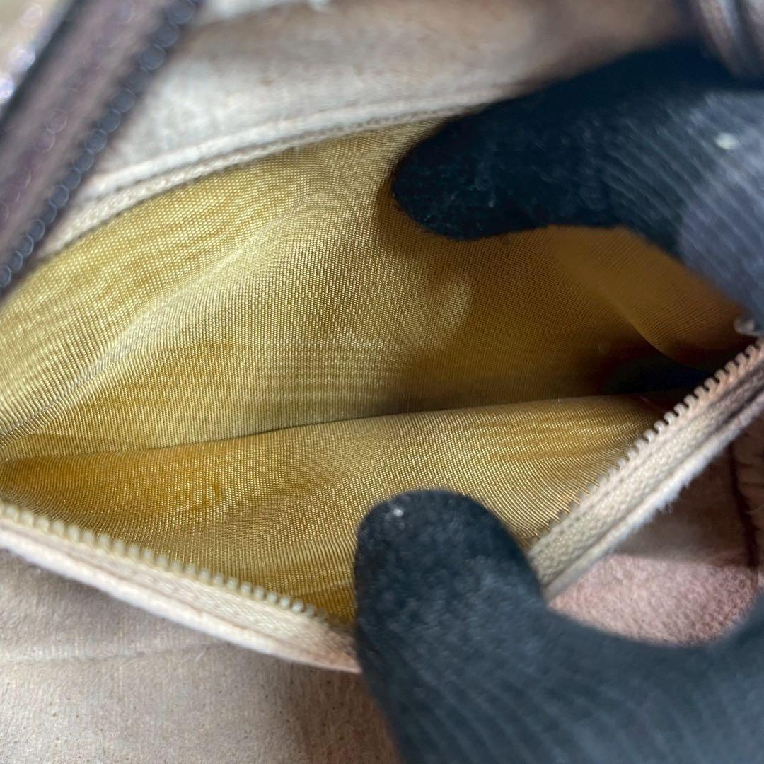 Gucci GG Shoulder Bag Brown Beige Leather Logo — view 6