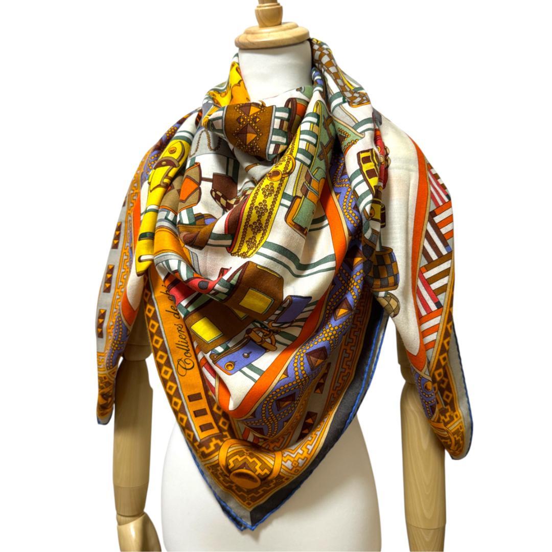Hermes Carre Geant 140 Collier de Chien Cassisir Shawl Scarf
