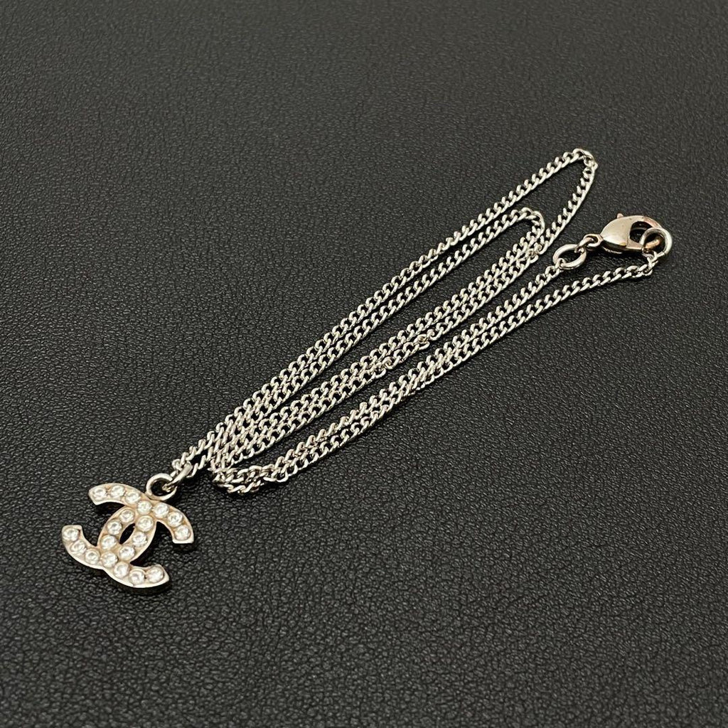 Chanel CC Logo Necklace Rhinestone Icon Silver — view 5