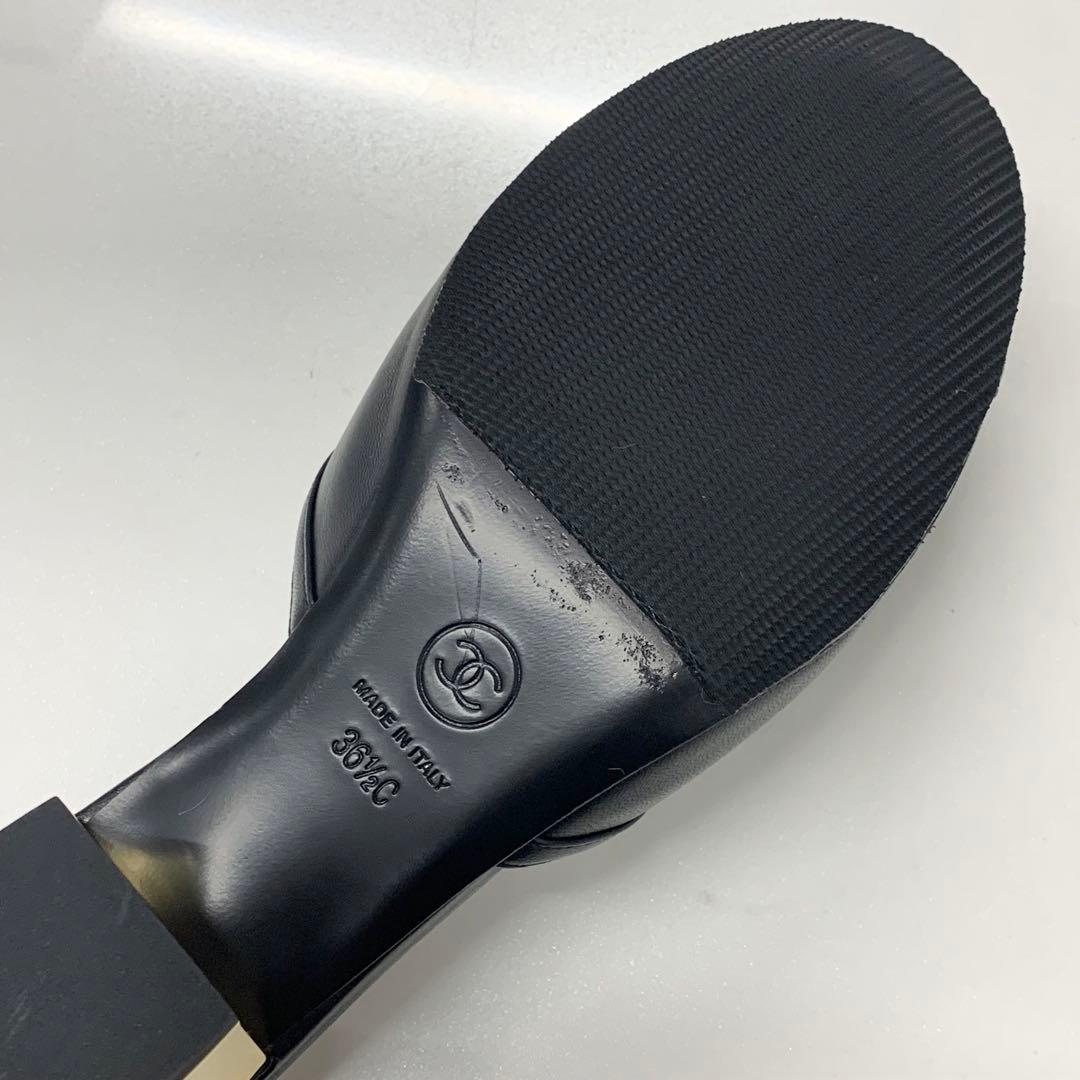Chanel CC Logo Leather Ribbon Sandals Black — view 8