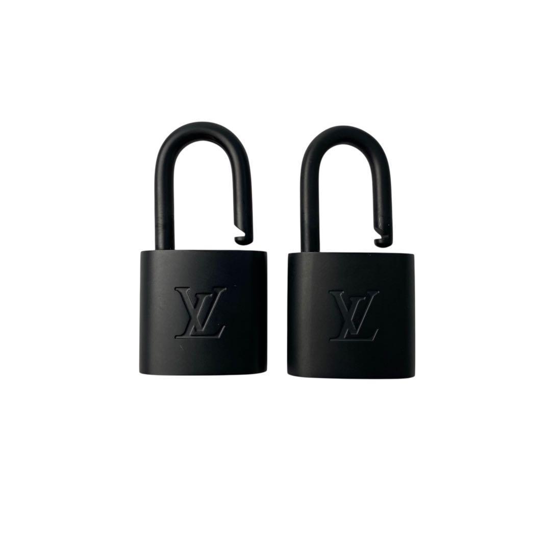 Louis Vuitton Padlock 2 Piece Set 667 663 Matte Black — view 4