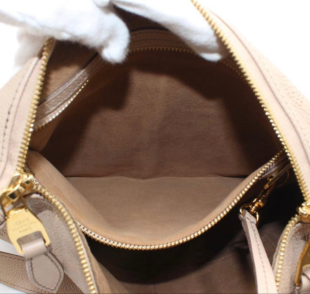 Louis Vuitton Mahina Selene Shoulder — view 7