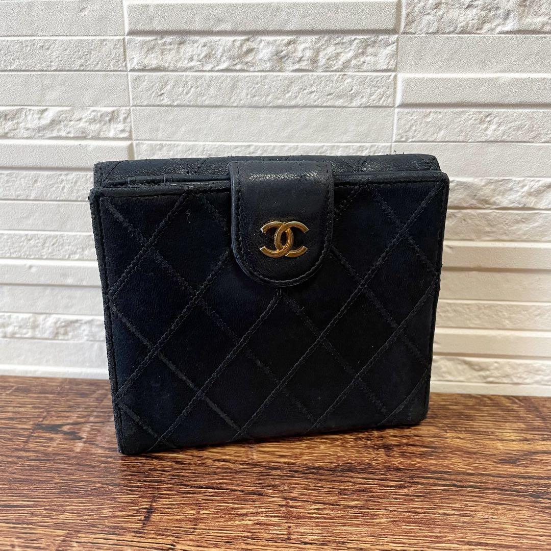 Chanel Bicolor Quilted Lambskin Bifold Wallet CC Logo Black — view 2