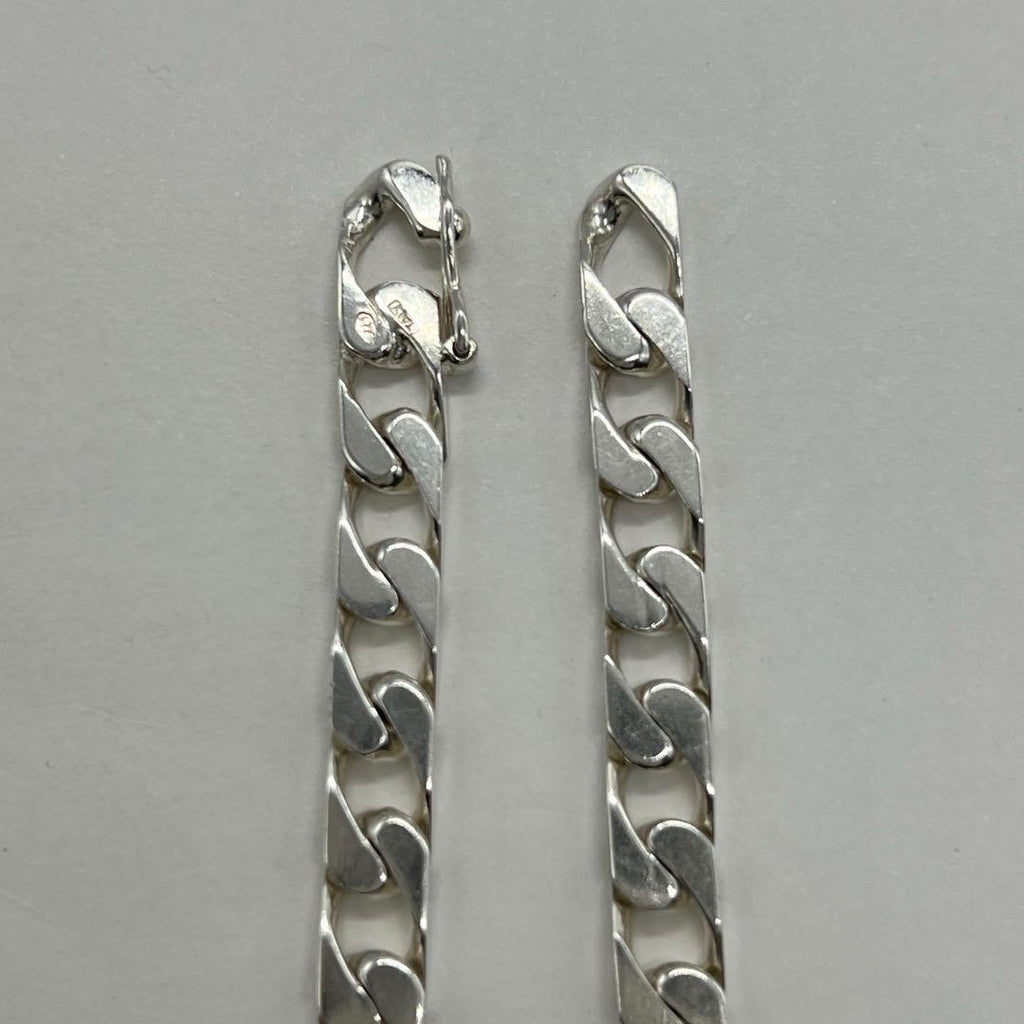 Tiffany & Co Center Knot Chain Bracelet — view 6