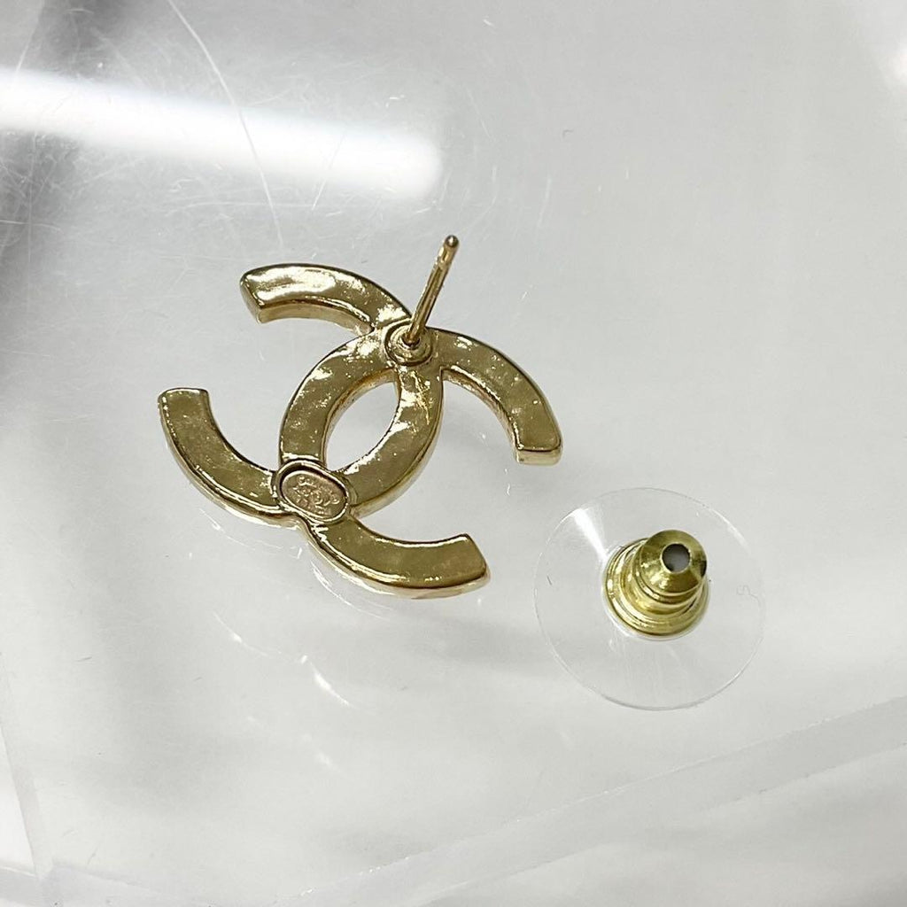 Chanel Earrings CC Logo Rhinestone Gold — view 4