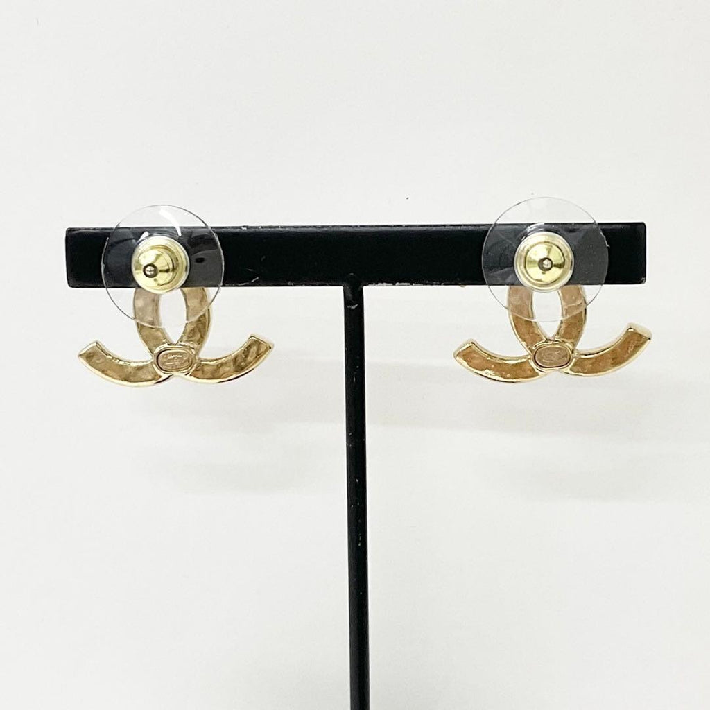 Chanel Earrings CC Logo Rhinestone Gold — view 8