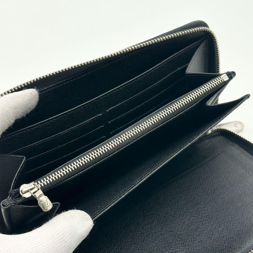 Louis Vuitton Zippy Organizer Epi Zip Around Wallet — view 8