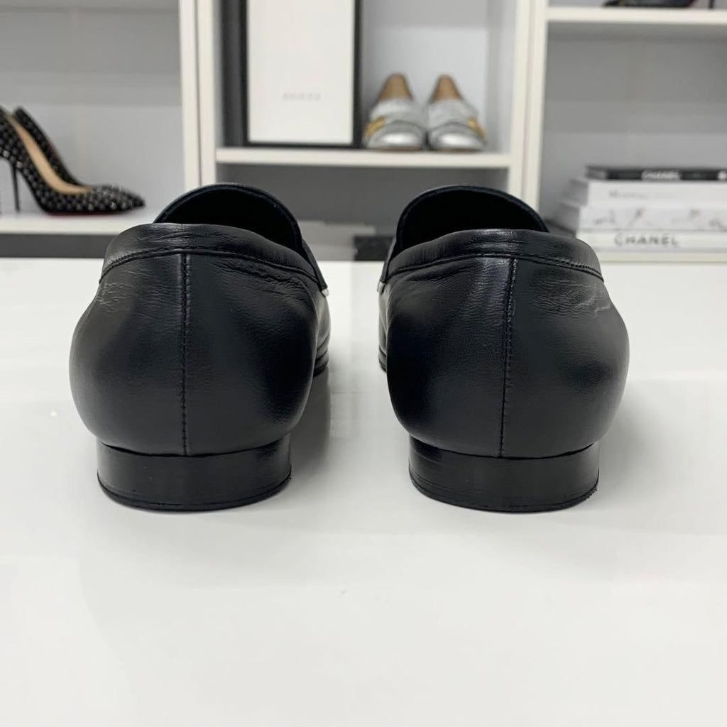 Chanel CC Logo Leather Loafers Black — view 5