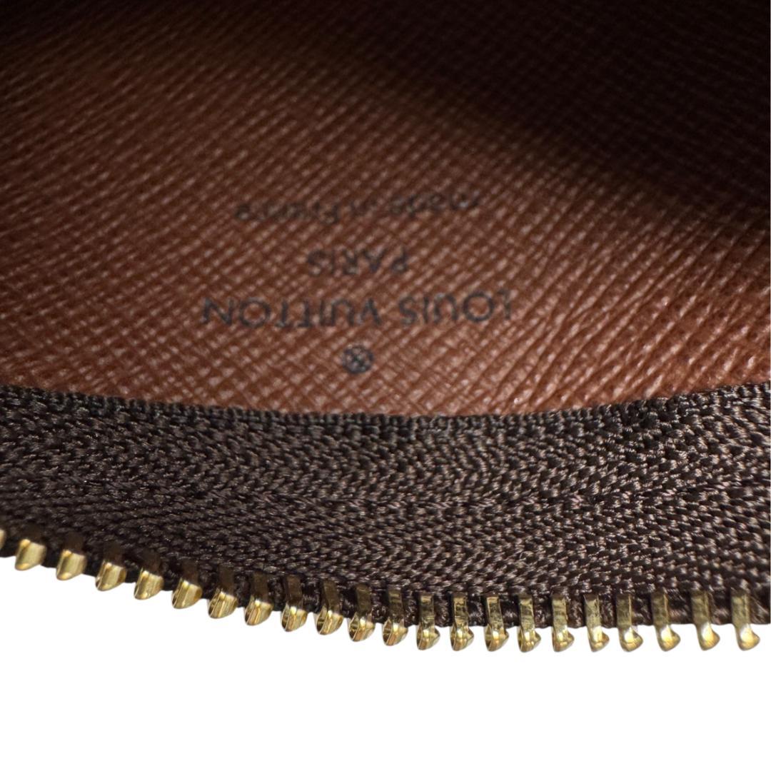 Louis Vuitton Monogram Pochette Cles — view 8