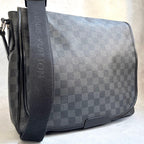 Louis Vuitton Daniel MM Damier Graphite Shoulder