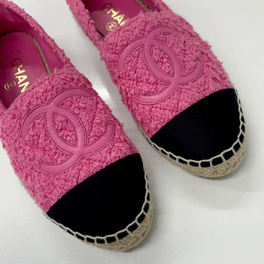 Chanel CC Logo Espadrilles Tweed Leather Flat Shoes Pink — view 9