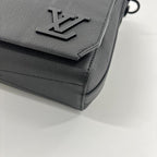 Louis Vuitton Super LV Aerogram Takeoff Messenger Bag Black — view 8