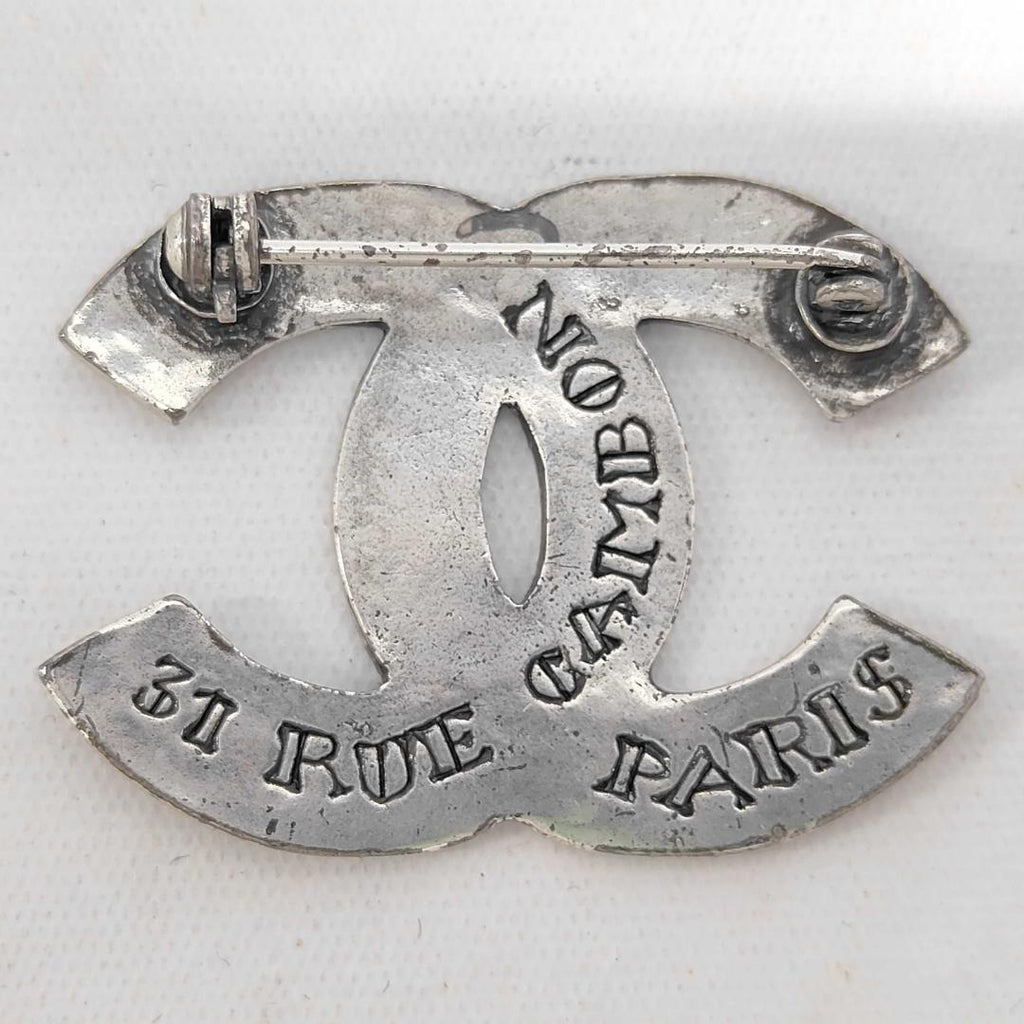 Chanel Brooch CC Logo Silver Vintage — view 2