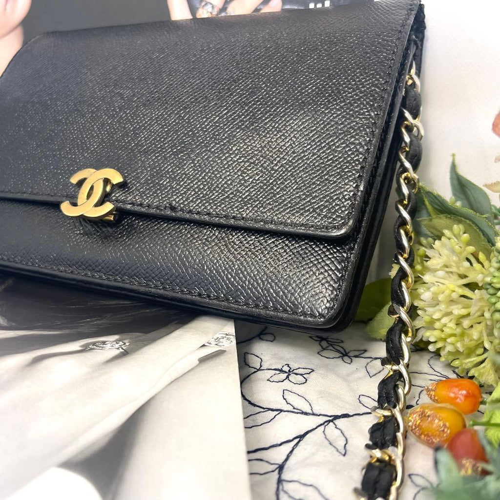 Chanel Chain Wallet Caviar Leather CC Logo Shoulder — view 5
