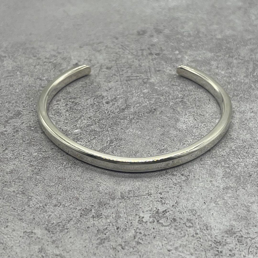 Tiffany & Co Maker 'S Narrow Calf Bangle 925 Sterling Silver Bracelet