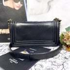 Chanel Boy Chain Shoulder Bag Logo — view 3