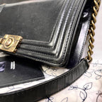 Chanel Boy Chain Shoulder Bag Logo — view 5