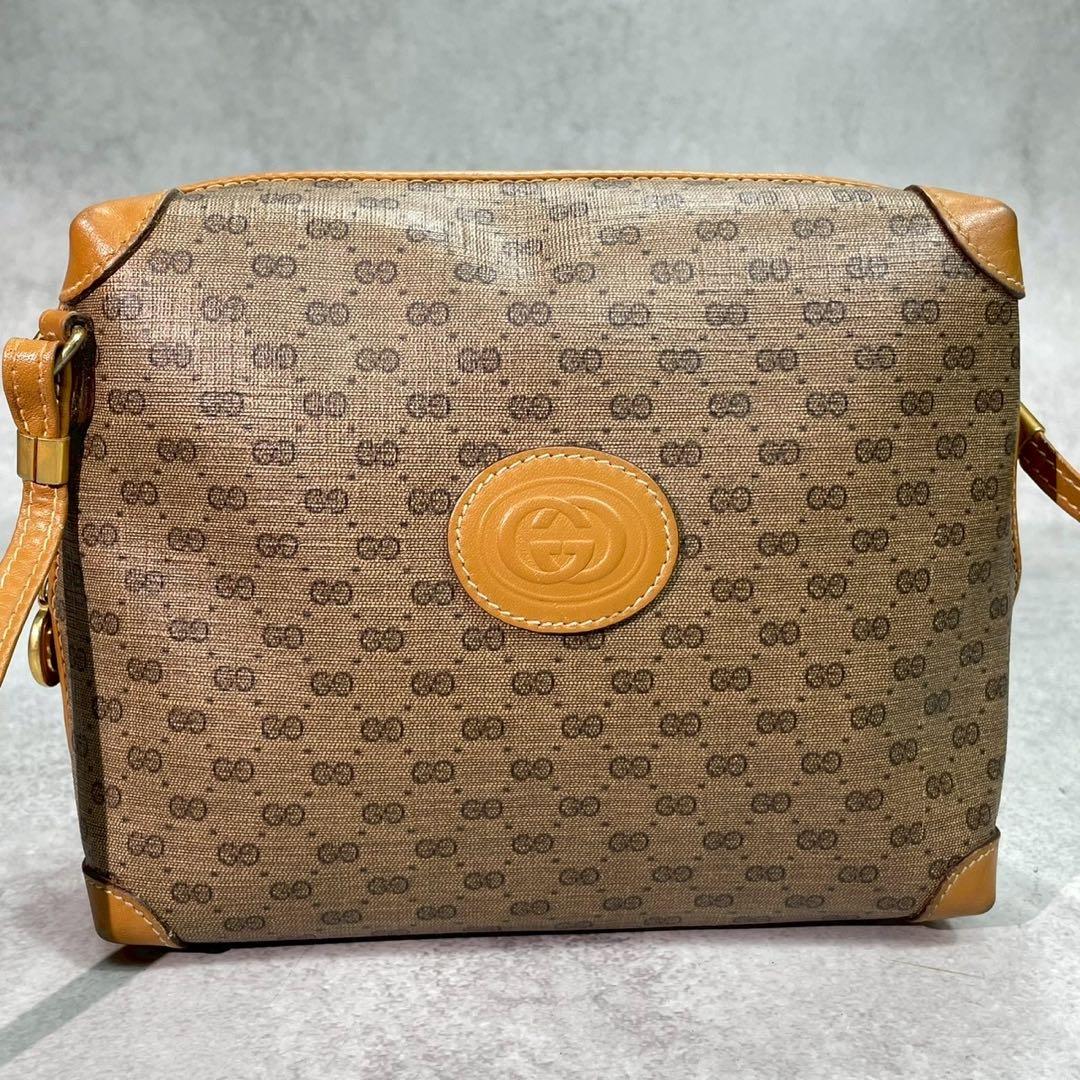 Gucci GG Shoulder Bag Brown Beige Logo Leather — view 2