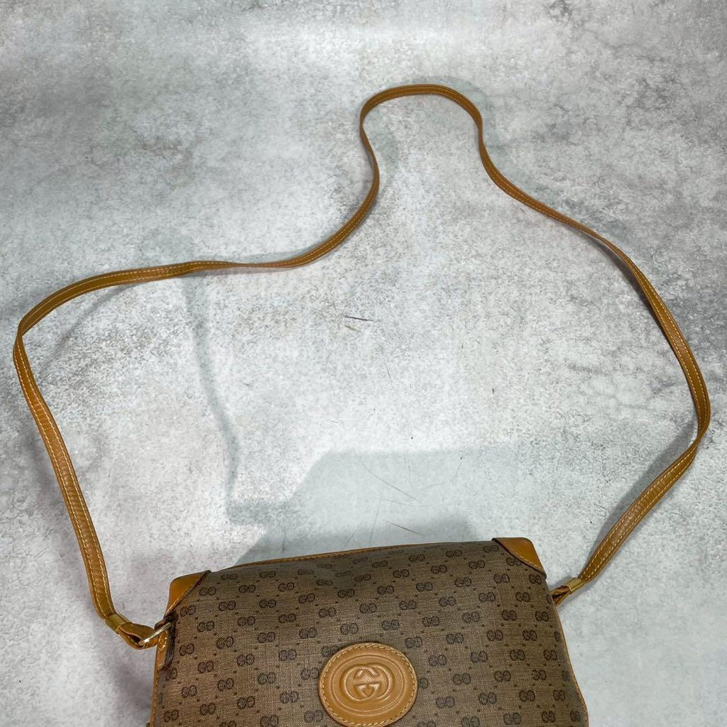 Gucci GG Shoulder Bag Brown Beige Logo Leather — view 4
