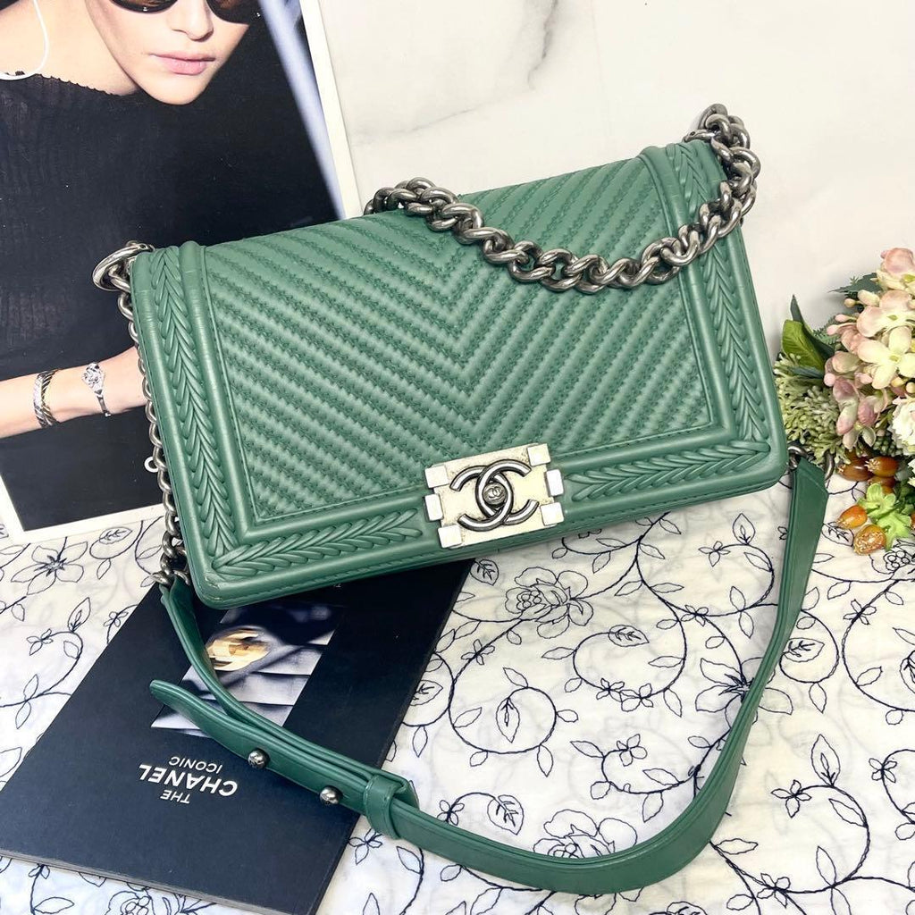 Chanel Chain Shoulder Bag