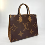 Louis Vuitton on the Go MM Giant Monogram Tote — view 3