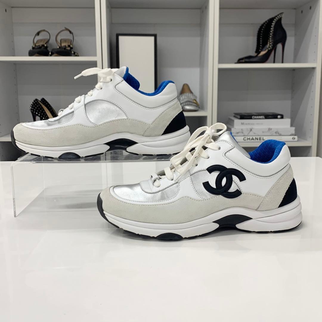 Chanel CC Logo Leather Fabric Suede Sneakers White — view 2