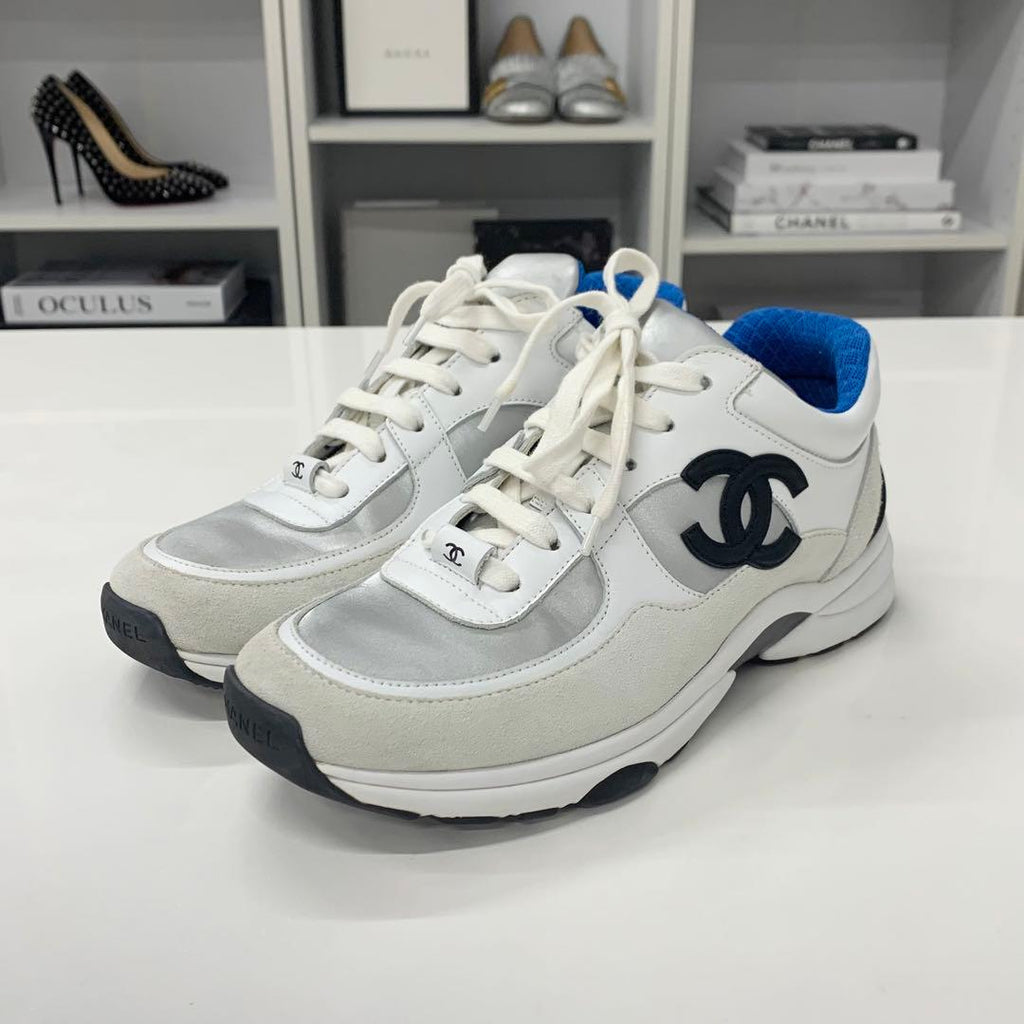 Chanel CC Logo Leather Fabric Suede Sneakers White — view 3