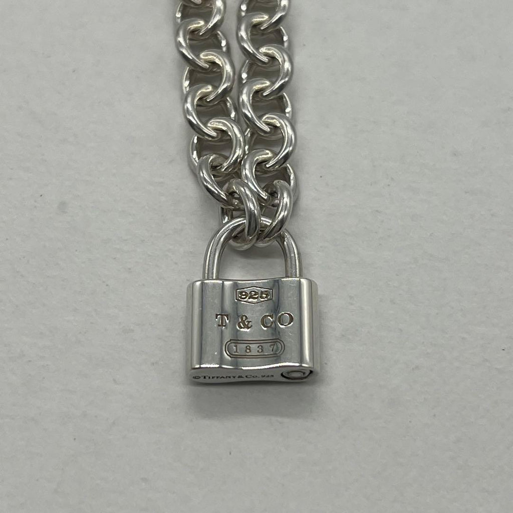 Tiffany & Co Cadena Lock Chain Necklace — view 4