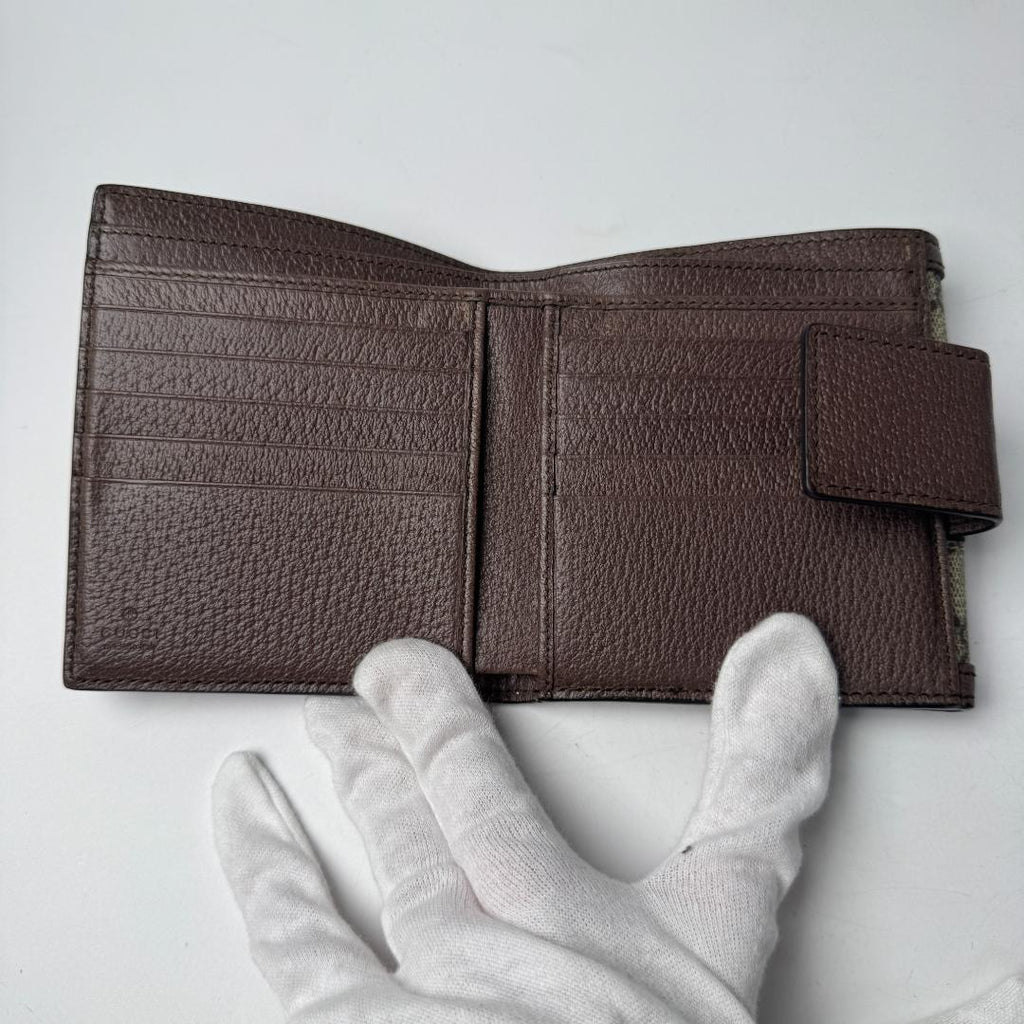 Gucci GG Supreme Compact Wallet — view 8