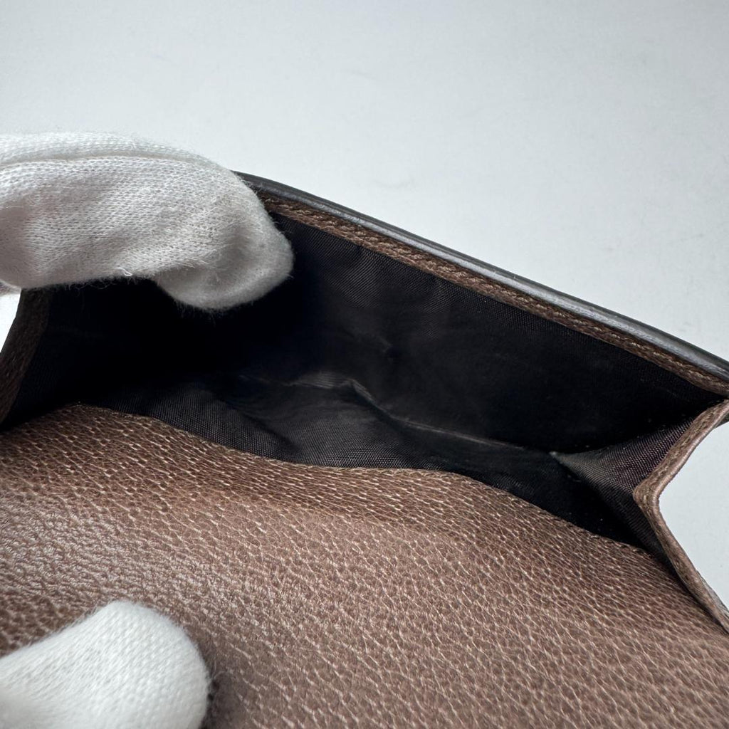 Gucci GG Supreme Compact Wallet — view 9
