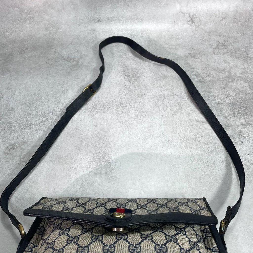 Gucci GG Sherry Line Shoulder Bag Navy Leather — view 4