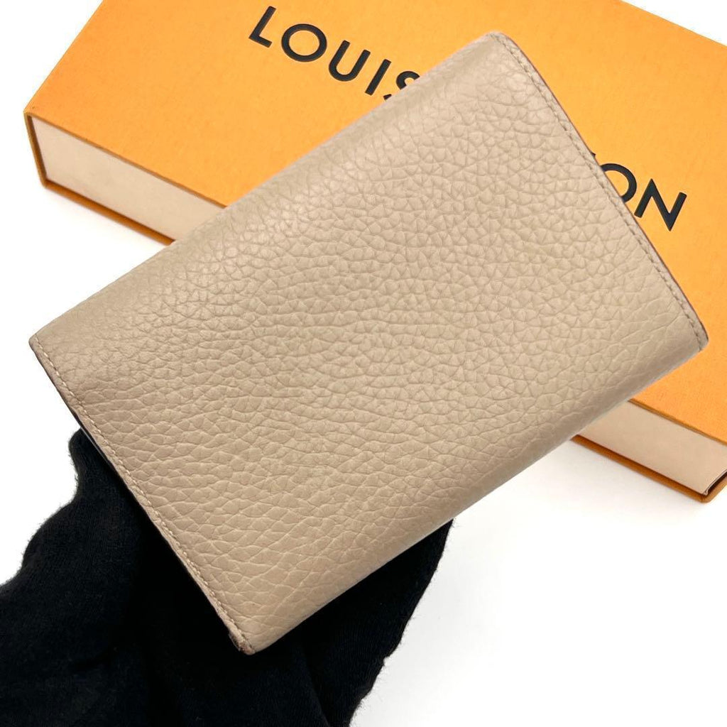 Louis Vuitton Capucines Compact Gale Trifold Wallet Beige Leather — view 2