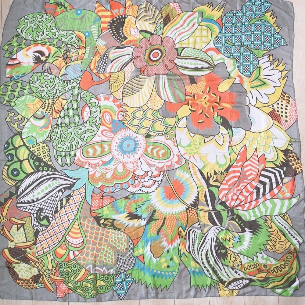 Hermes Carre Geant 140 Fleurs Dindiennes Indian Flower Scarf — view 6