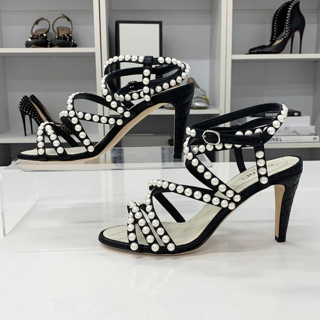 Chanel Leather CC Logo Pearl Quilted Strap Sandals Black — view 2