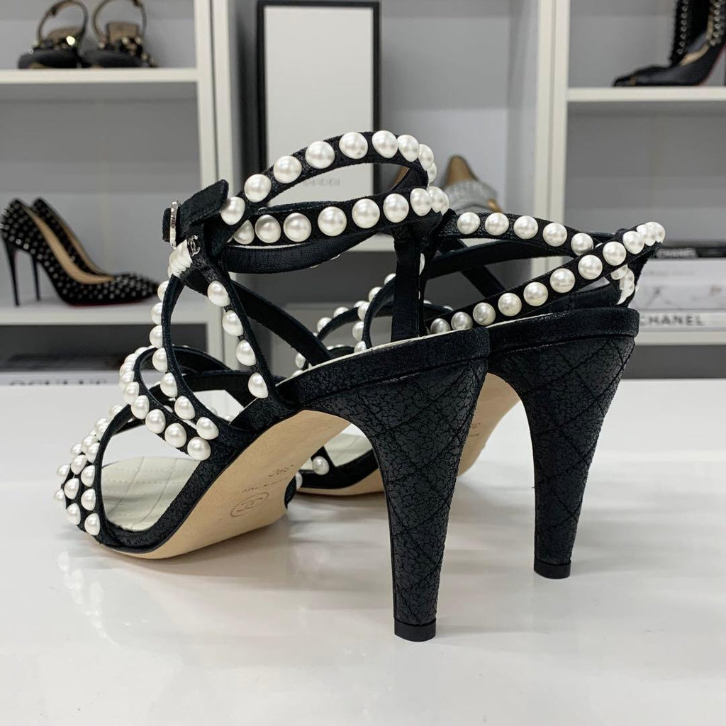 Chanel Leather CC Logo Pearl Quilted Strap Sandals Black — view 5
