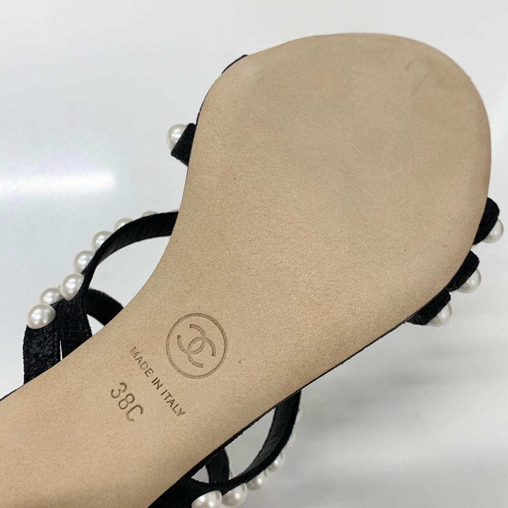 Chanel Leather CC Logo Pearl Quilted Strap Sandals Black — view 9