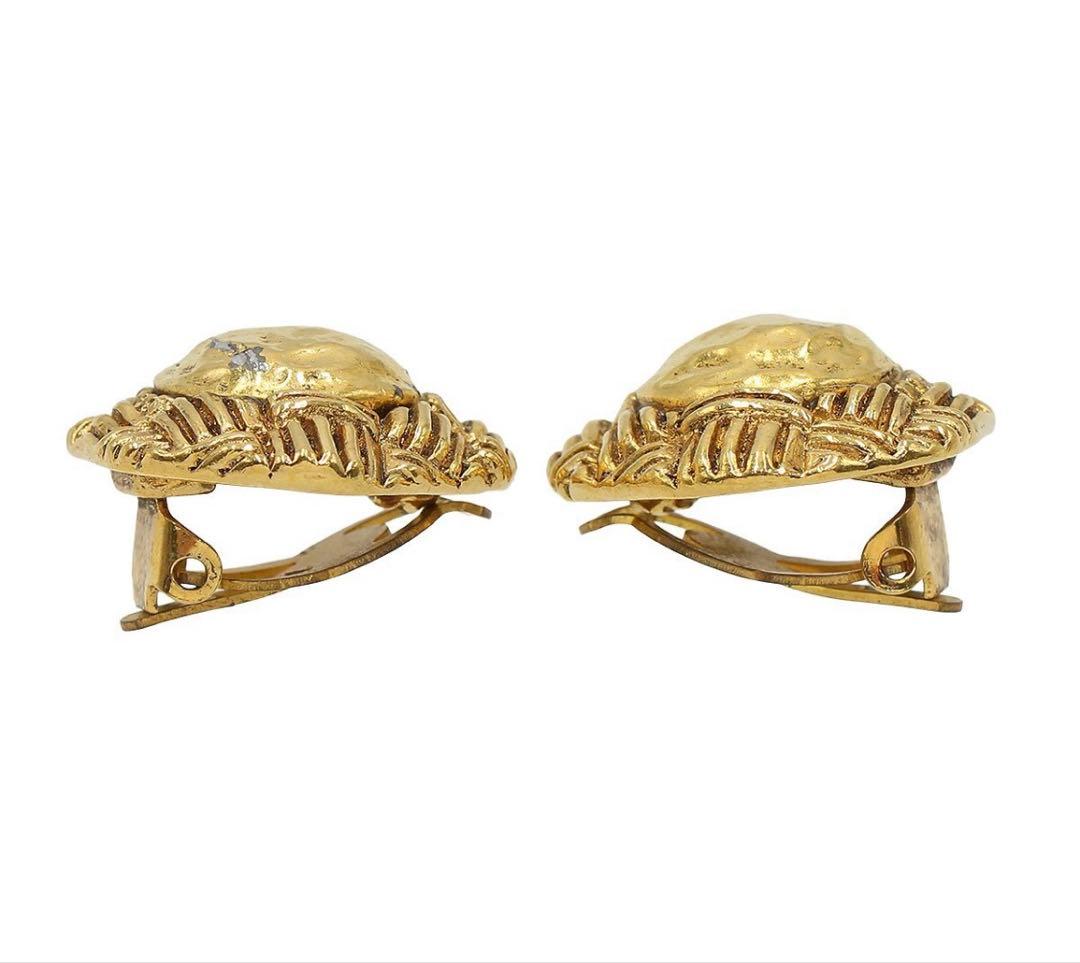 Chanel Diamond Earrings Gold — view 3