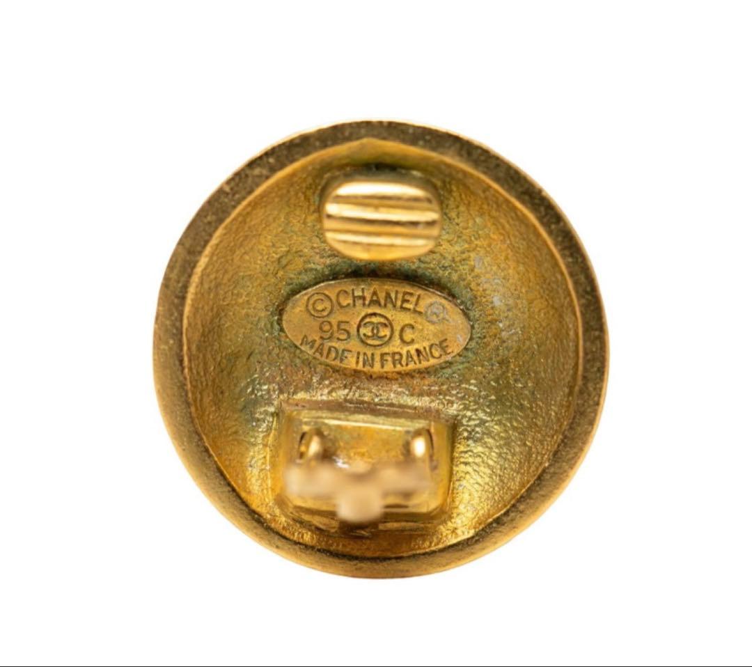 Chanel CC Logo Vintage Round Earrings 95c