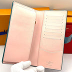 Louis Vuitton Wallet LV Vertical Light Blue — view 3