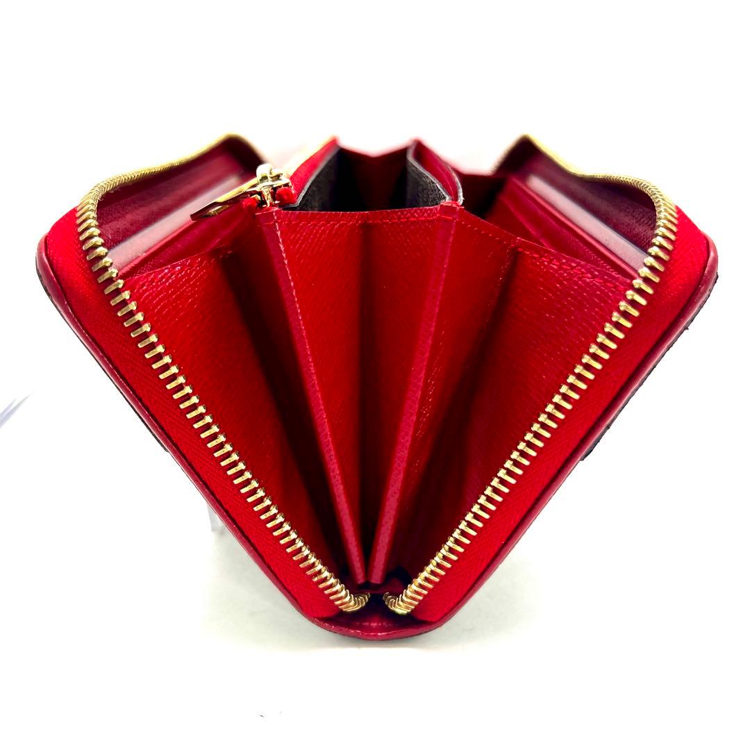 Louis Vuitton Retiro Zippy Wallet Monogram — view 4