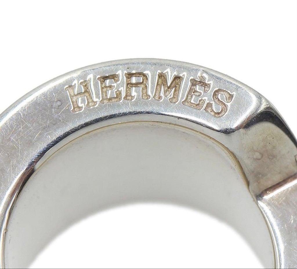 Hermes Italic Pendant Silver — view 4