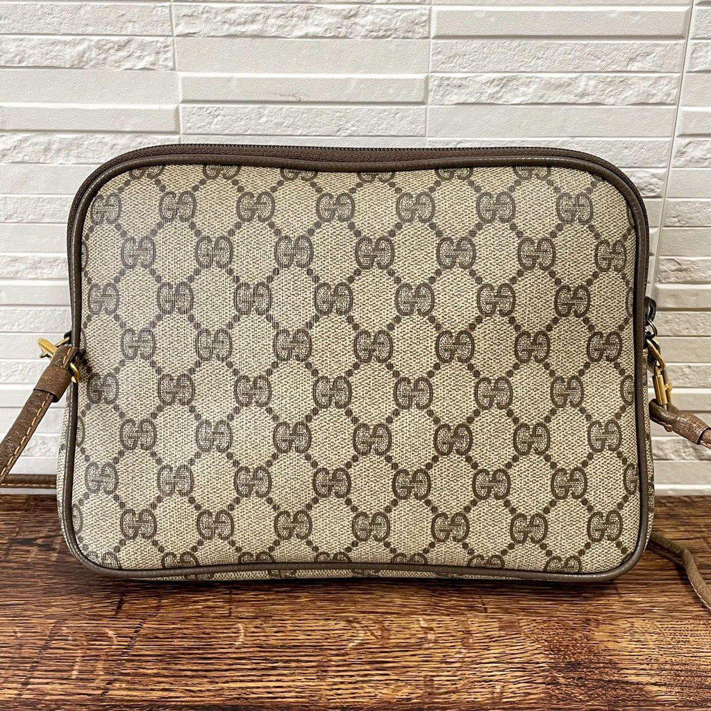 Gucci GG Supreme Leather Vintage Shoulder Bag — view 2