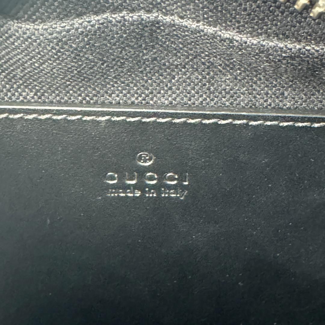 Gucci GG Marmont Shoulder Bag So Black — view 9